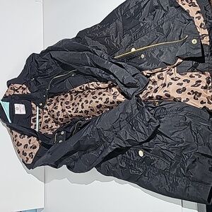 Marley Lilly windbreaker